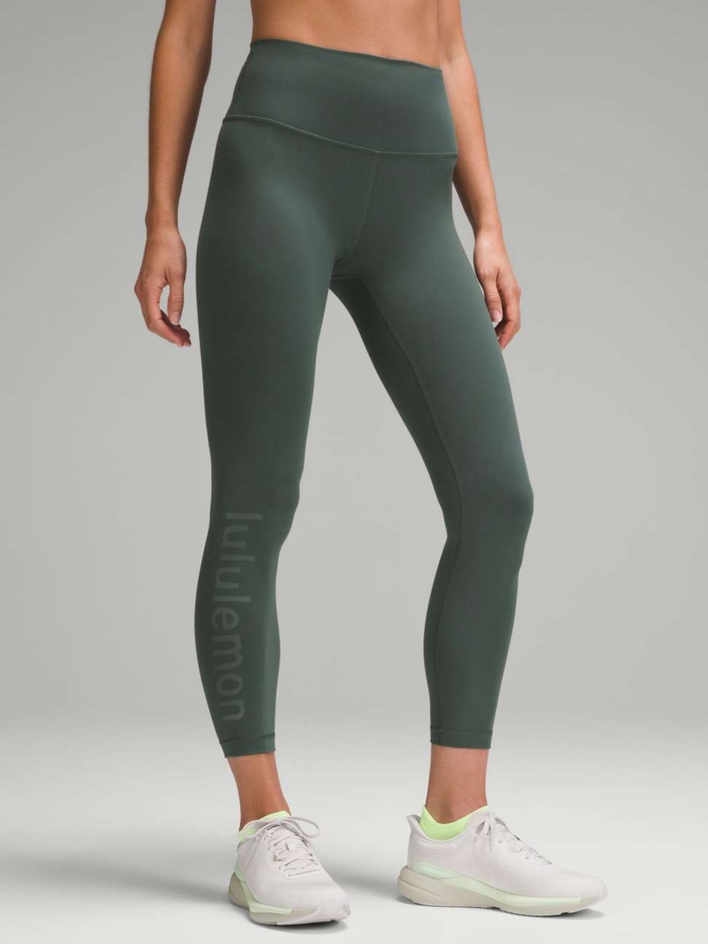 Lululemon Wunder Train High-Rise Tight 25" *Graphic in Dark Forest Size 6